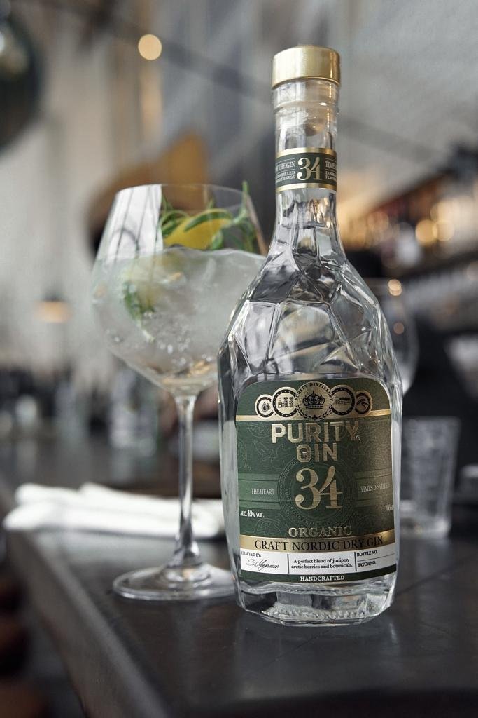 Billede af Purity dry gin og gin og tonic rosmarin