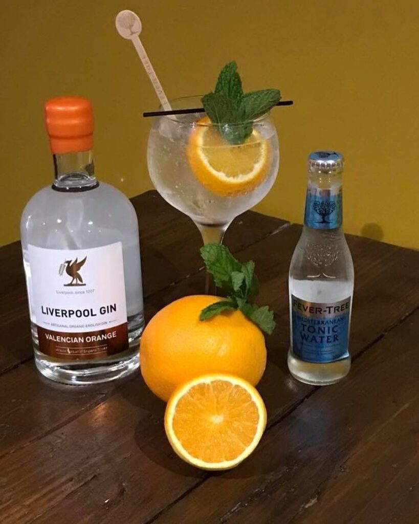 Billede af Liverpool Valencian Orange Gin med Fever Tree tonic