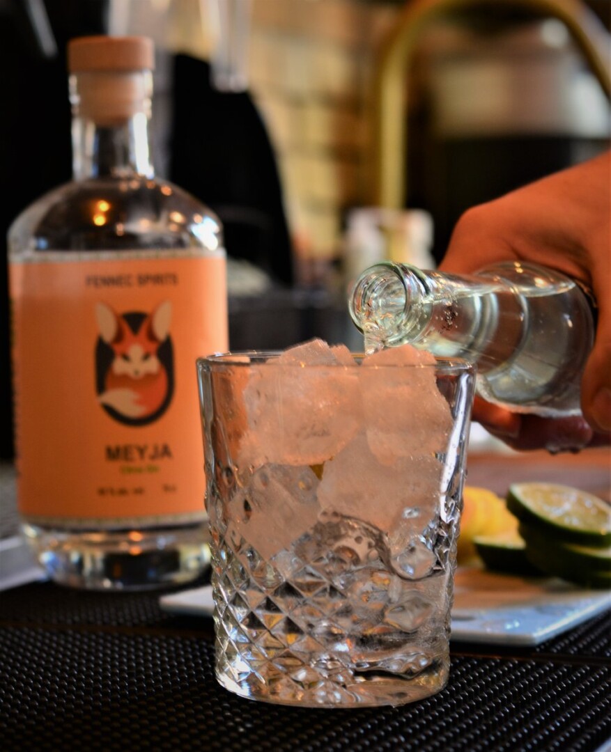 Billede af en cocktail med meyja gin
