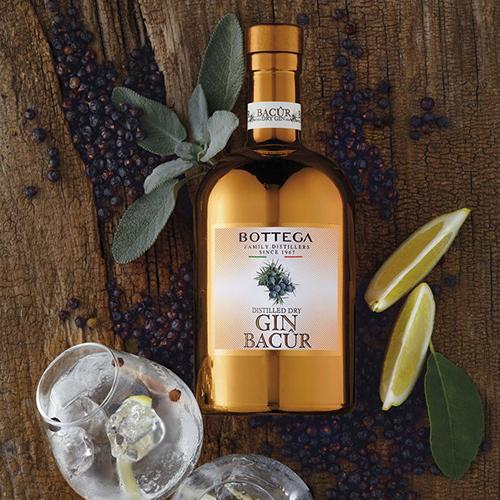 Bottega BACÛR Distilled Dry gin 1