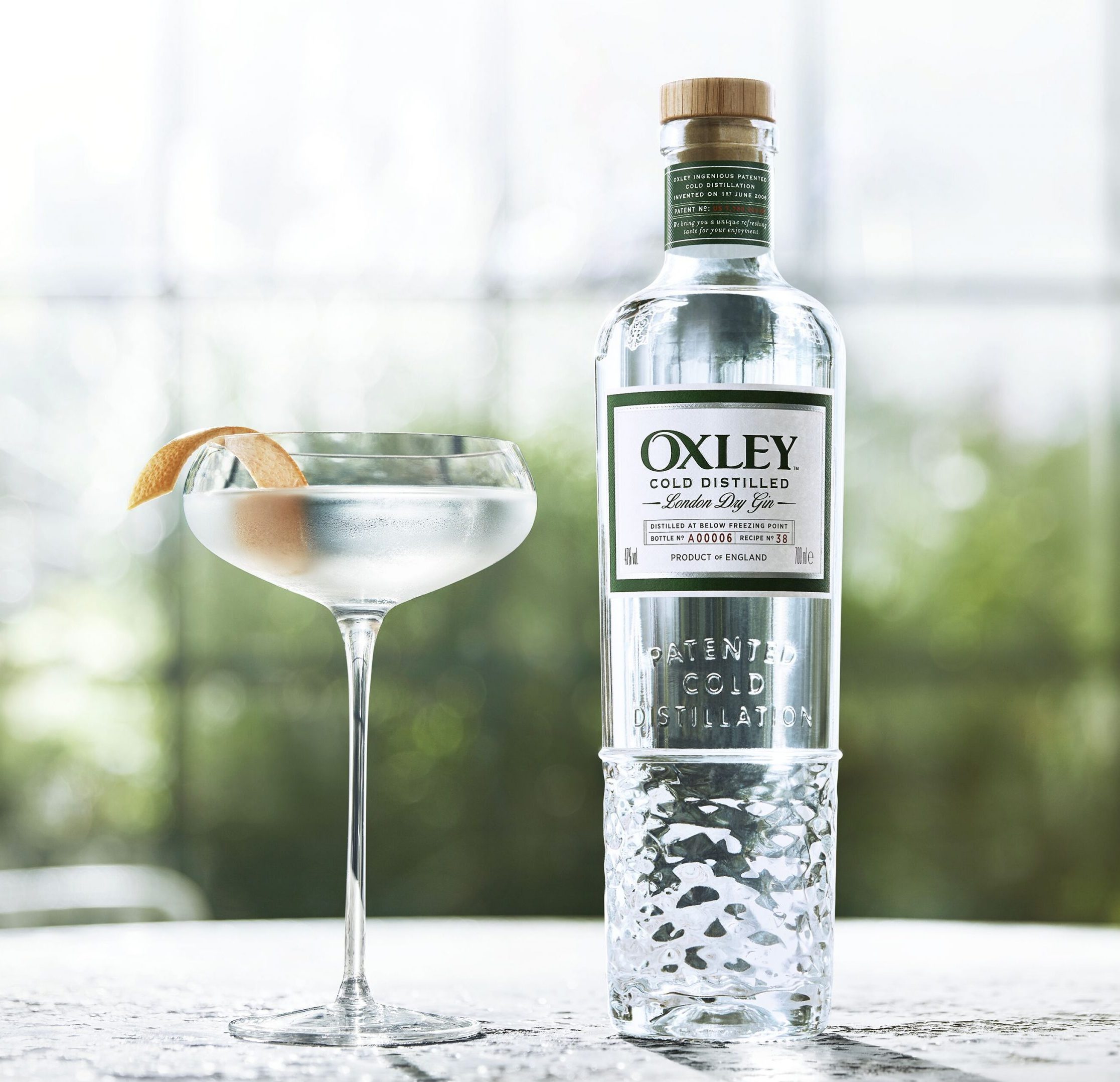 Oxley London Dry Gin 2