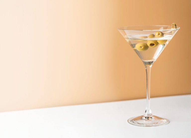 Ultra-premium gin: Når enebærrene får guldramme